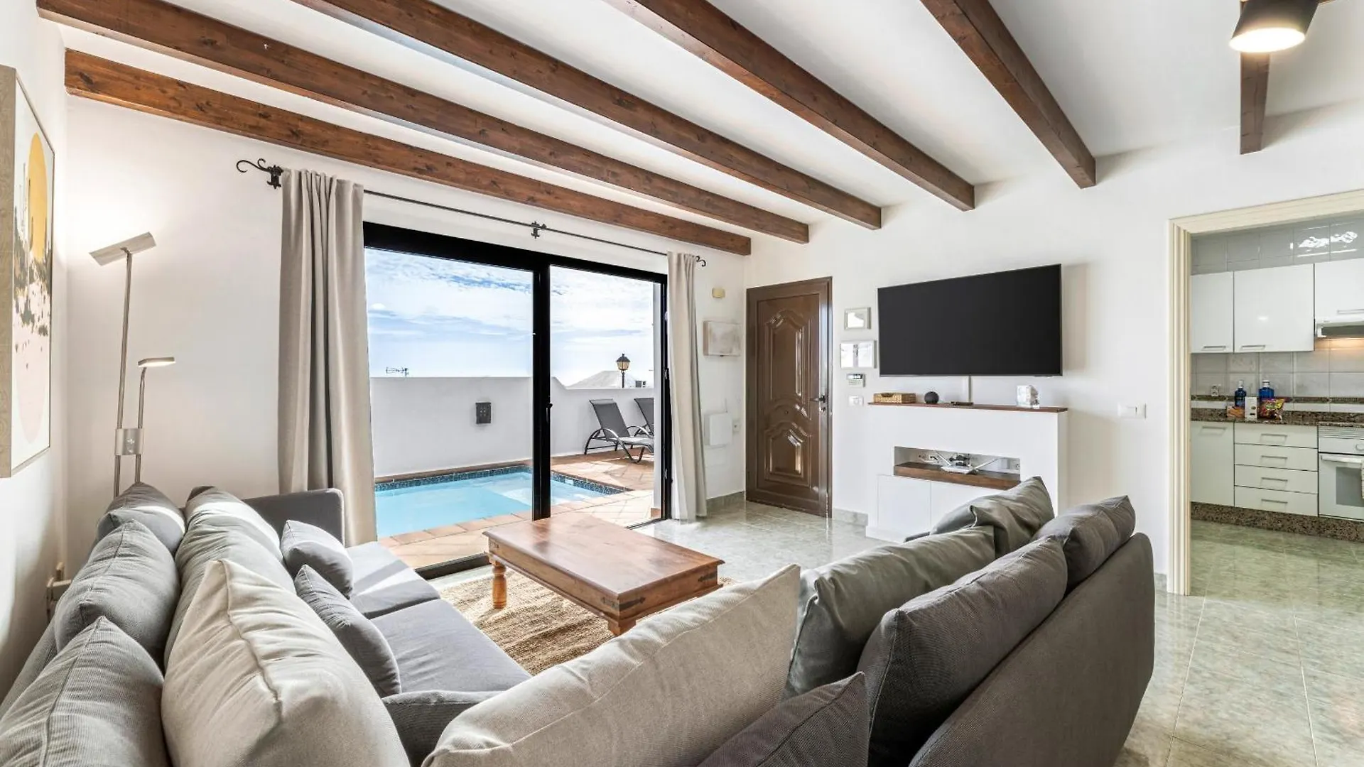 Villa 3 Vipvipvillas ティアス